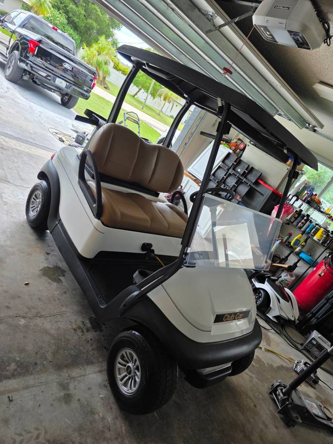 2009 ClubCar Precedent