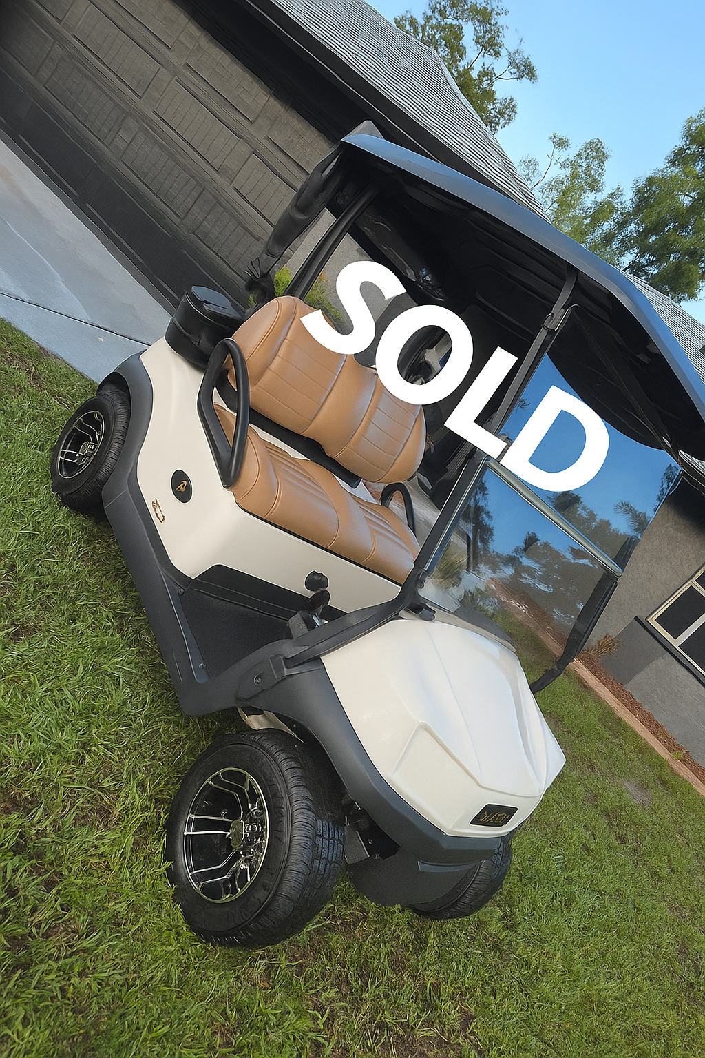 🔥 FOR SALE: 2022 Tan Club Car Tempo – Factory Lithium! 🔥