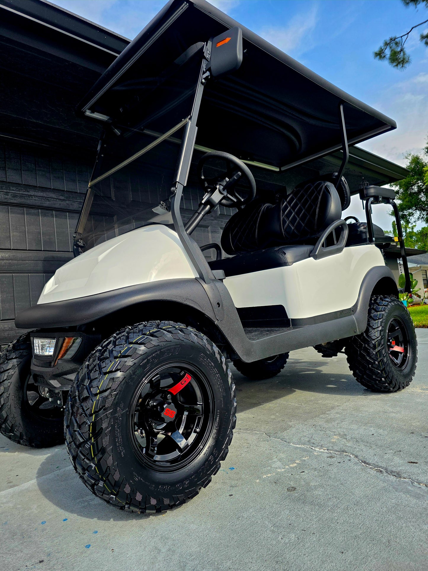 Fully Restored Club Car Precedent – 105Ah Lithium | Navitas 600A & 5kW AC Motor